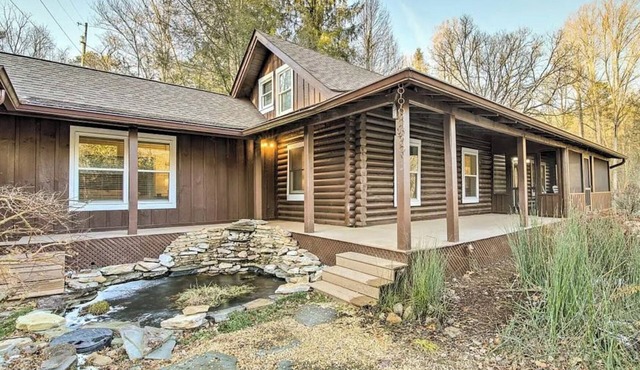 Smokey Mountain Hideaway in Gatlinburg
