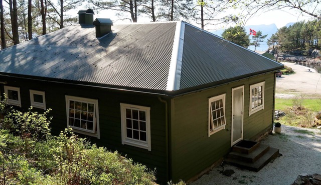 Solsvika by Interhome in Leirvik