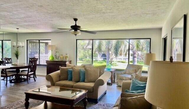 Spectacular Pelican Bay Condo With All Pelican Bay Amenities! in Naples