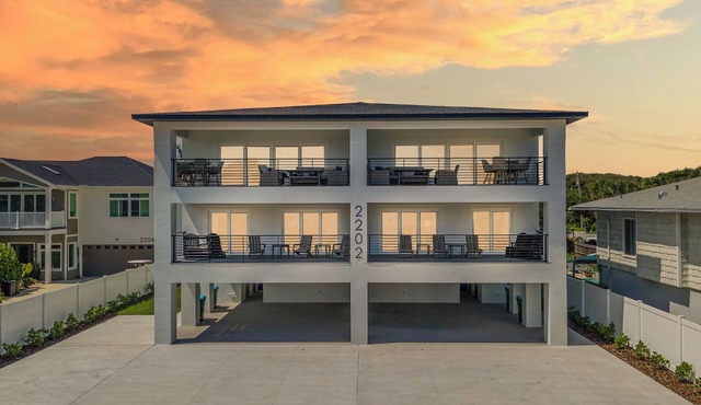 🌊Steps to Beach | Perfect for Large Groups | Flip Flop Living South🌊 in New Smyrna Beach