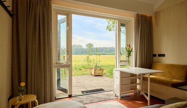 Studio apartment with unobstructed view of meadows and forests near the beach. in Castricum