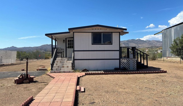 Sunset Stays in Black Canyon City