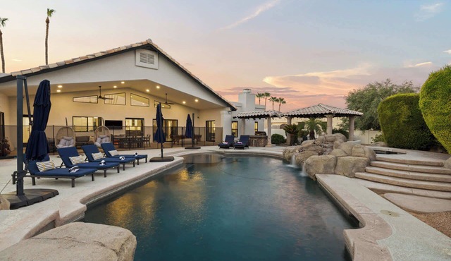 Sweetwater: 5 bedroom Lux, Pool,Spa, Volley/B-Ball in Scottsdale