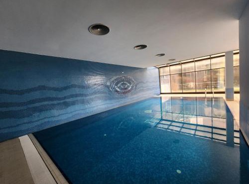 Taksim Square Residence, Two bedrooms, pool sauna gym in Istanbul