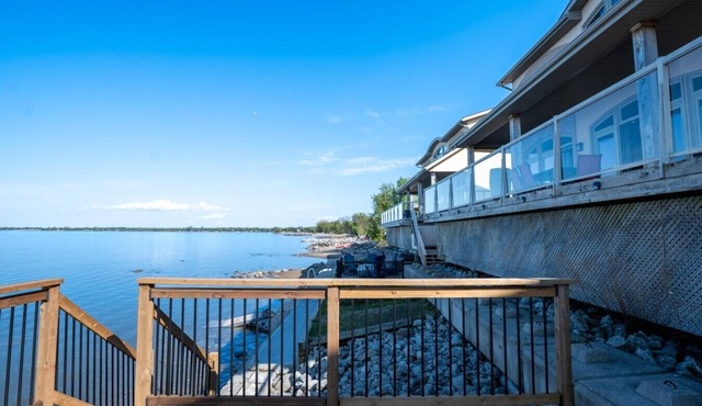 The Aqua Villa at Blue View Chalets in The Blue Mountains
