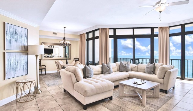 The Oasis 2010 | Spacious, Lazy River, Poolside Grill, New Splash Pad, Pool with Slide! in Orange Beach