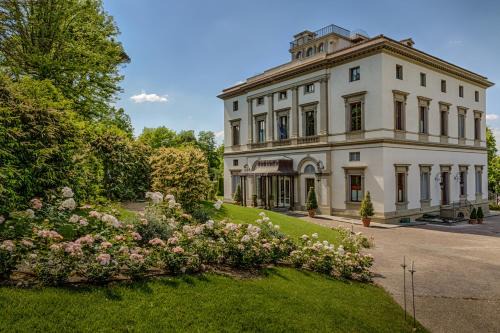 Villa Cora in Florence