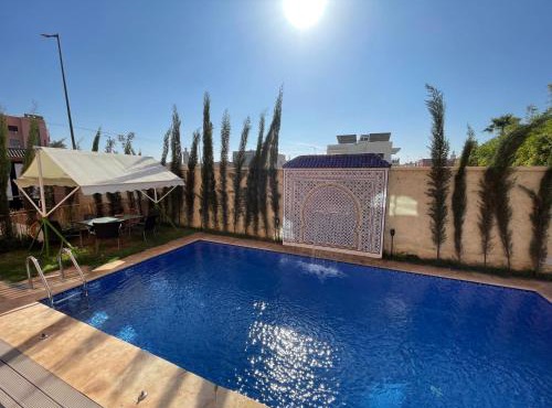 Villa Marrakech Rimass - 6 Chambres Dont 4 Suites Luxe, Piscine Privee & Jardins in Marrakesh