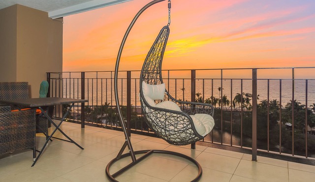 WINTER OFFER! CHIC & MODERN BEACHFRONT CONDO W/TERRACE in Puerto Vallarta