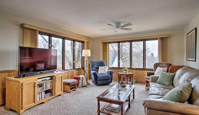 Wisconsin River Valley Farmhouse: Fire Pit & View in Merrimac
