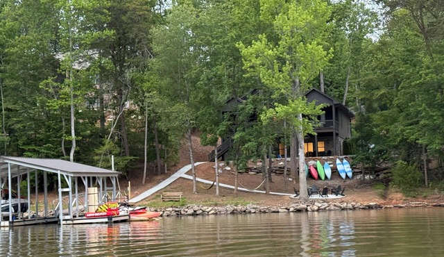 WKD Escape - Custom Waterfront Home! Perfect for multiple families! in McDowell County