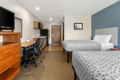 WoodSpring Suites Raleigh Garner in Edmondson