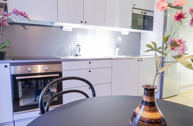30 m² Apartment ∙ 1 bedroom ∙ 2 guests in Hallonbergen