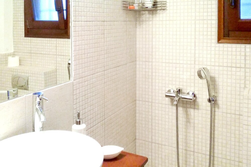 Photo of Bathroom in Tsagarada