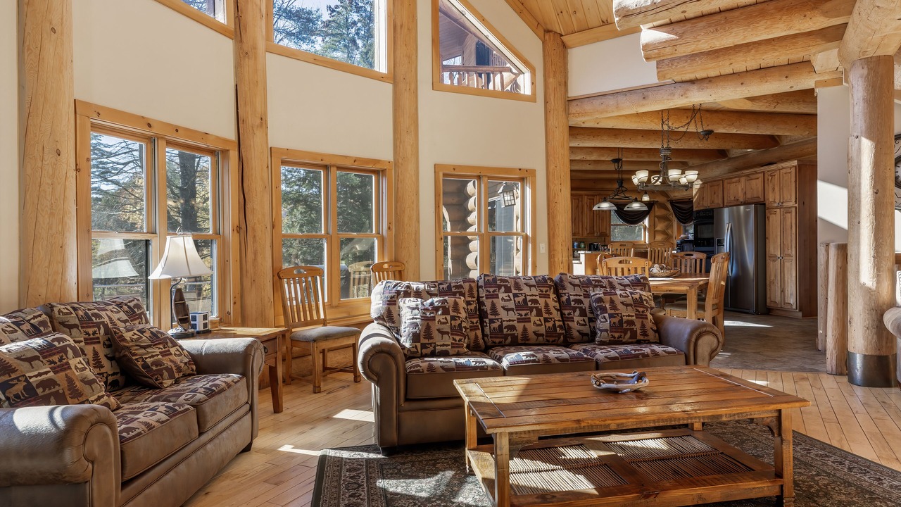 Photo of Livingroom in Warrensburg