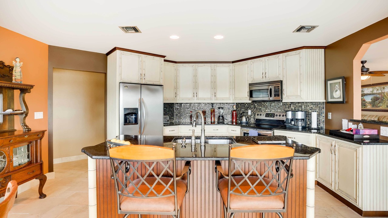 Photo of Kitchen in Caloosahatchee