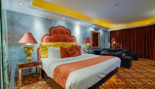 Standard Suite