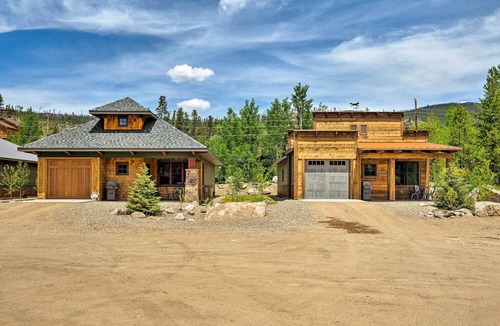 Grand Lake Cabin | Dog-Friendly Cabin in the Heart of Grand Lake!
