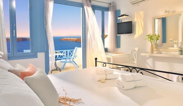 Absolute Bliss in Santorini