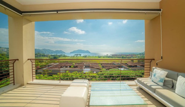 Miramar 5D 3 bdr Ocean View in Los Suenos in Jacó
