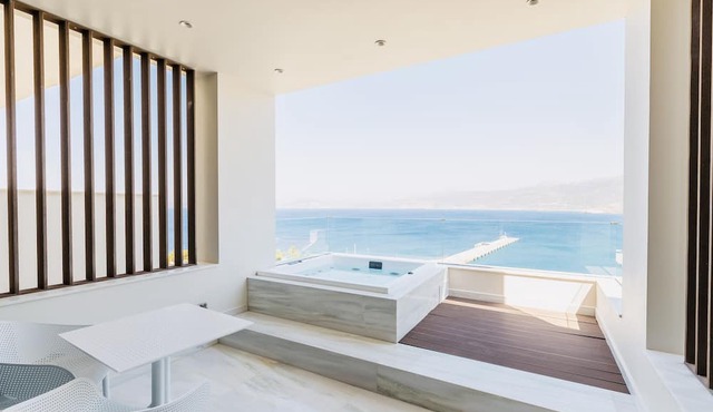 GM Luxury Suites & Spa in Sitia