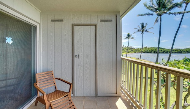 Kaunakakai Condo w/Private Lanai & Ocean Views! in Kaunakakai