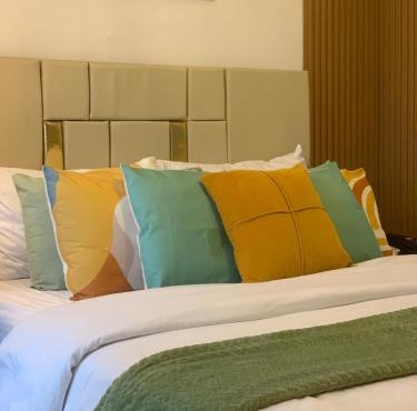 City & Samal View Studio with Balcony and Free WiFi & Netflix in Davao City